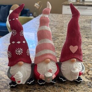 T.J.Maxx Pink and Red Knit-Hat Holiday Gnome Trio